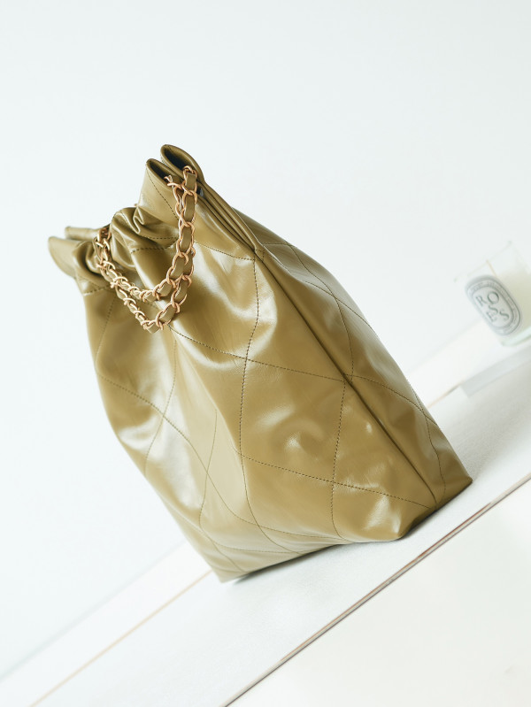 CL 22 HANDBAG